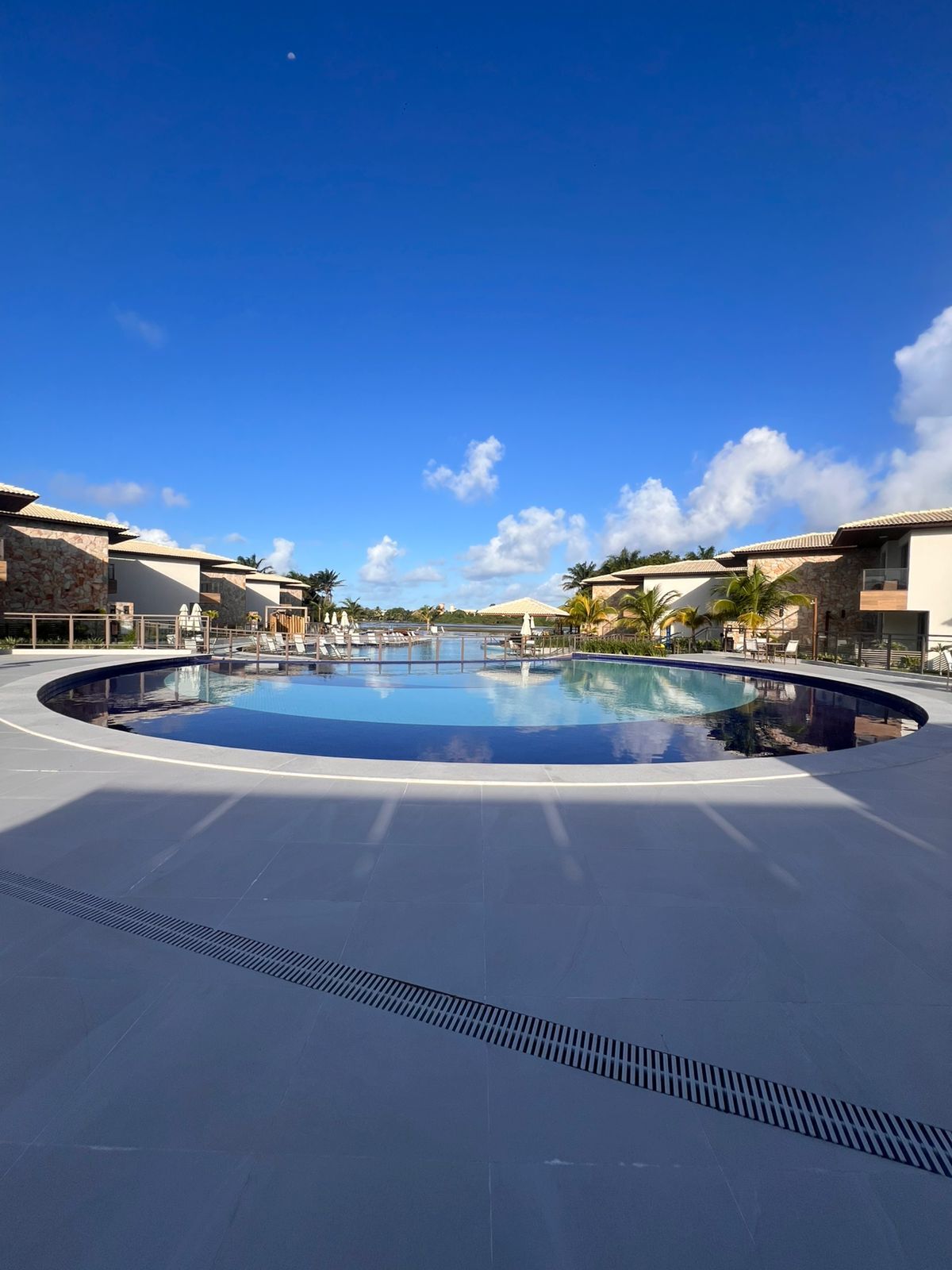 Casa à venda com 4 quartos, 138m² - GUARAJUBA,Camaçari