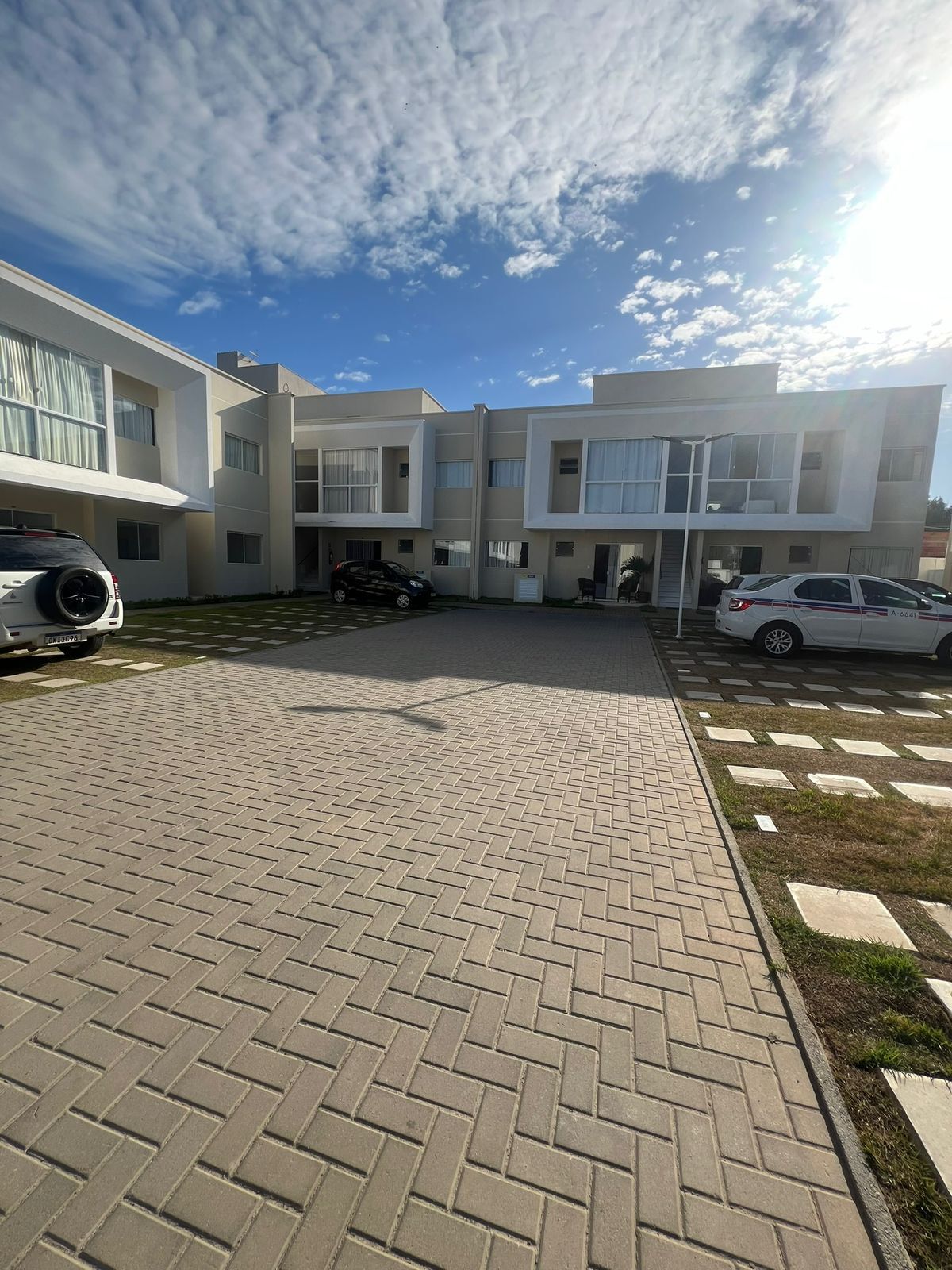 Apartamento à venda com 2 quartos - BURAQUINHO,Lauro de Freitas