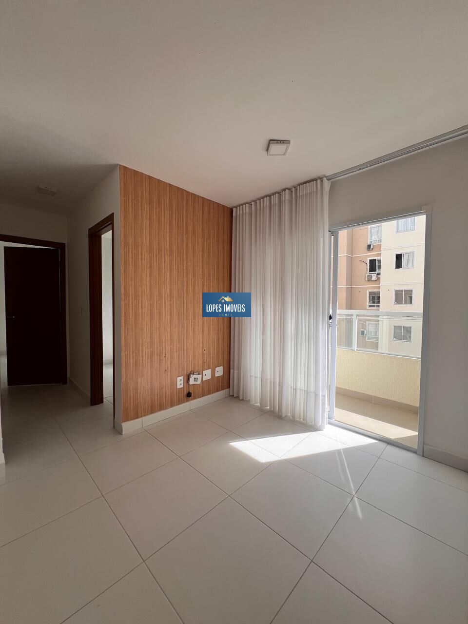 Apartamento à venda com 2 quartos - BURAQUINHO,