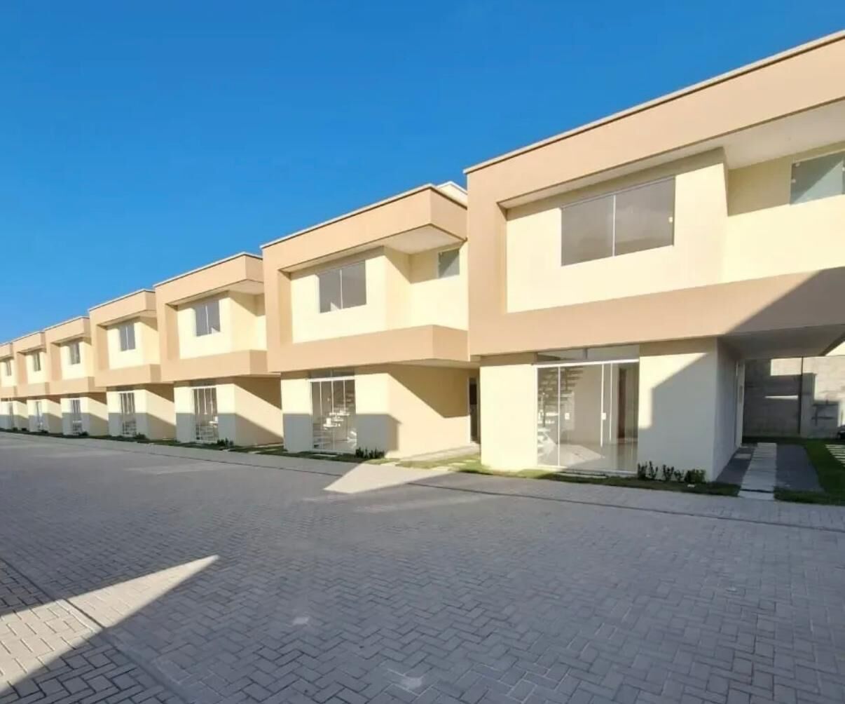 Casa à venda com 3 quartos, 94m² - Nova Abrantes (Abrantes),Camaçari