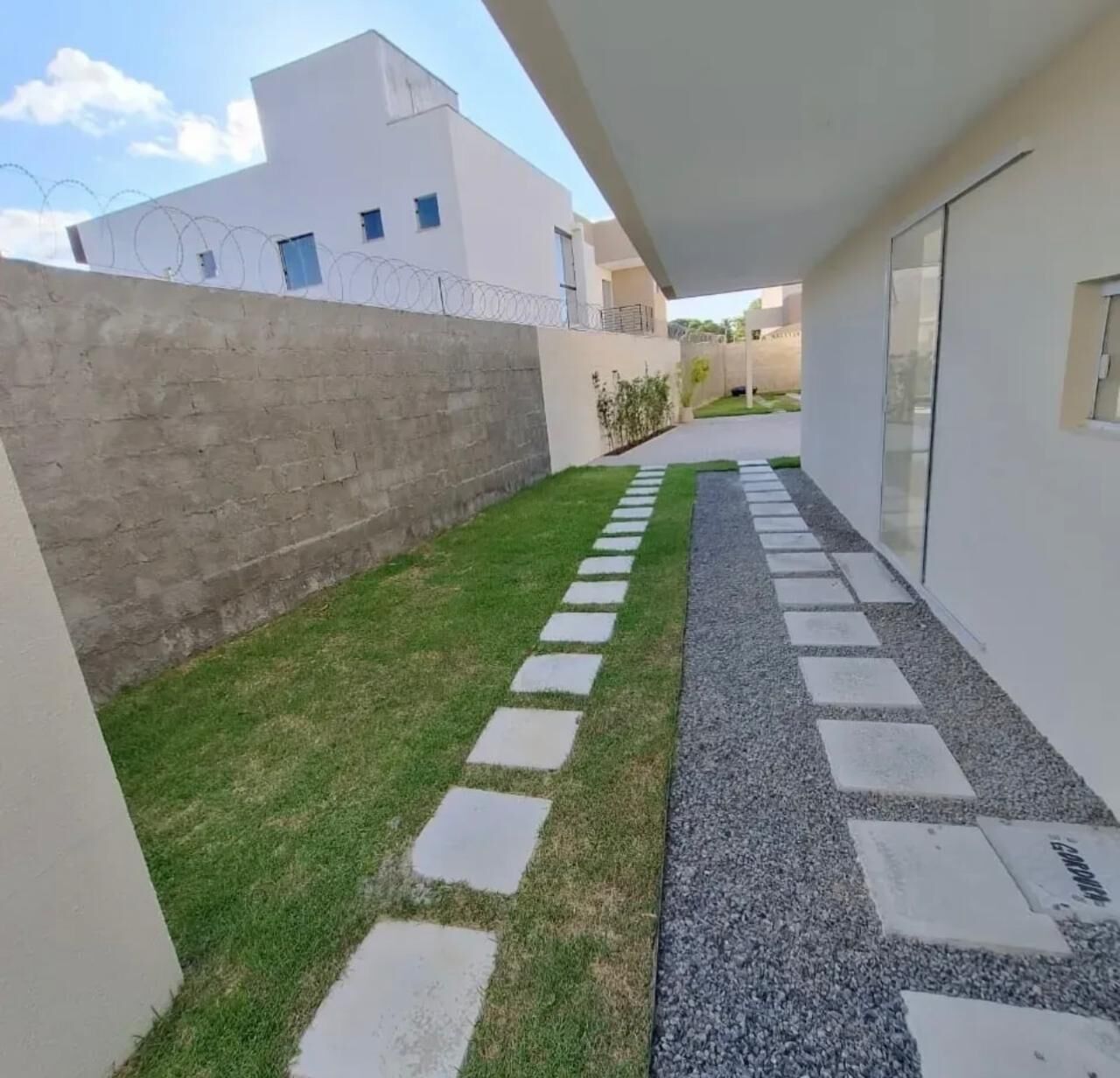 Casa à venda com 3 quartos, 94m² - Nova Abrantes (Abrantes),Camaçari