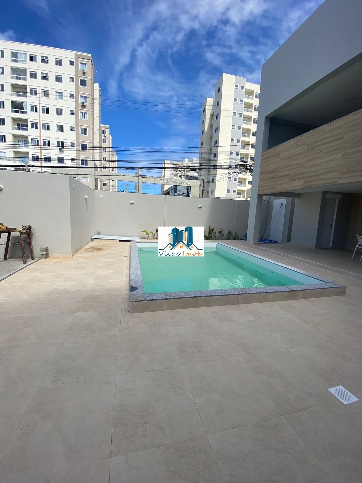 Apartamento à venda com 2 quartos, 72m² - BURAQUINHO,