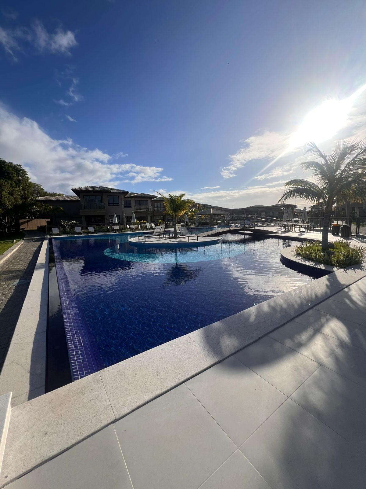 Casa Duplex 04 suites no Guarajuba Ville. - Lopes Imoveis Bahia